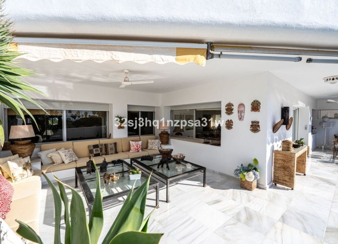 Apartment Middle Floor in Guadalmina Baja - 4