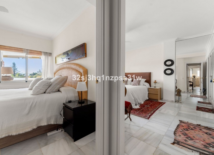 Apartment Middle Floor in Guadalmina Baja - 9