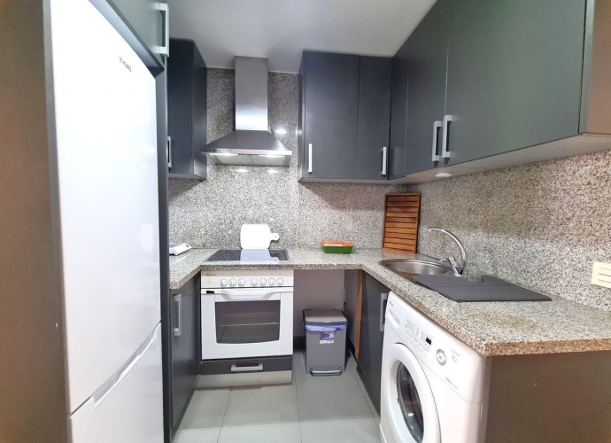 Apartamento Planta Media en Estepona - 8