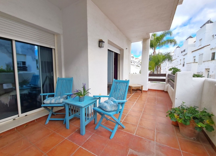 Apartamento Planta Media en Estepona - 9