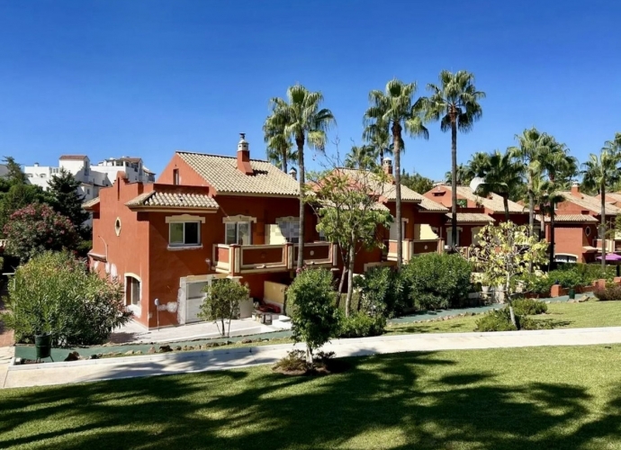 Adosado Pareado en Estepona - 1