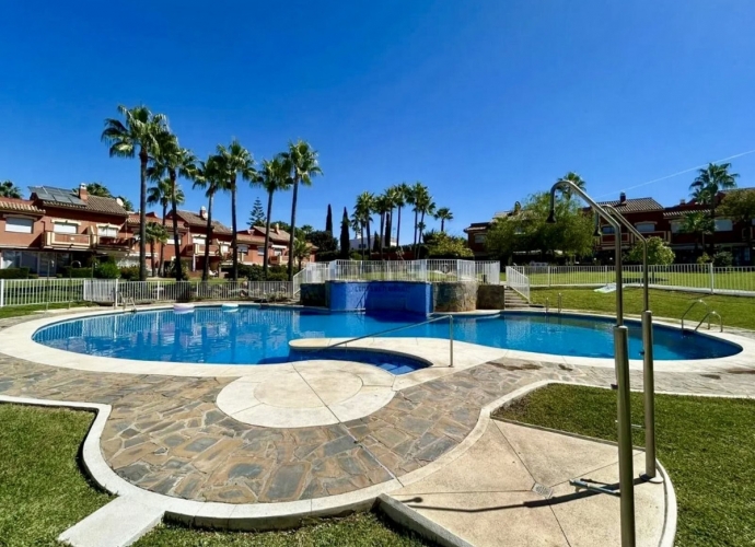 Adosado Pareado en Estepona - 3