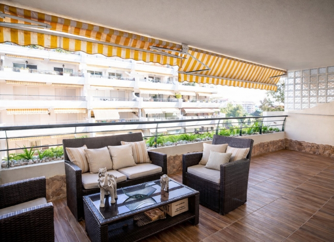 Apartamento Planta Media en Guadalmina Alta - 9