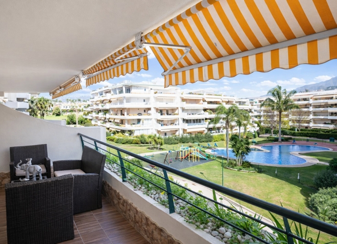 Apartamento Planta Media en Guadalmina Alta - 10