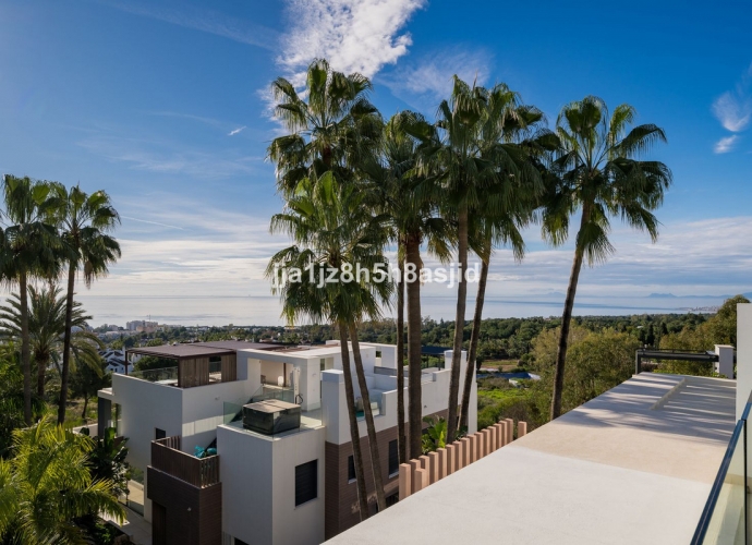 Villa Adosada en Sierra Blanca - 1