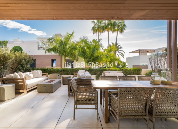 Villa Adosada en Sierra Blanca - 2