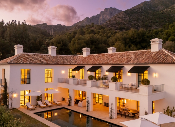 Villa Detached in The Golden Mile - 1