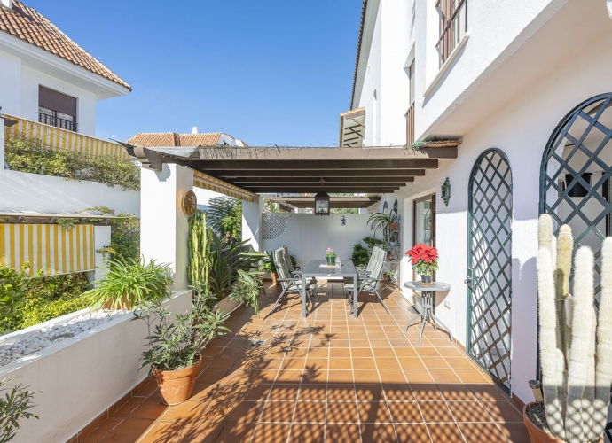 Apartment Middle Floor in The Golden Mile - 6