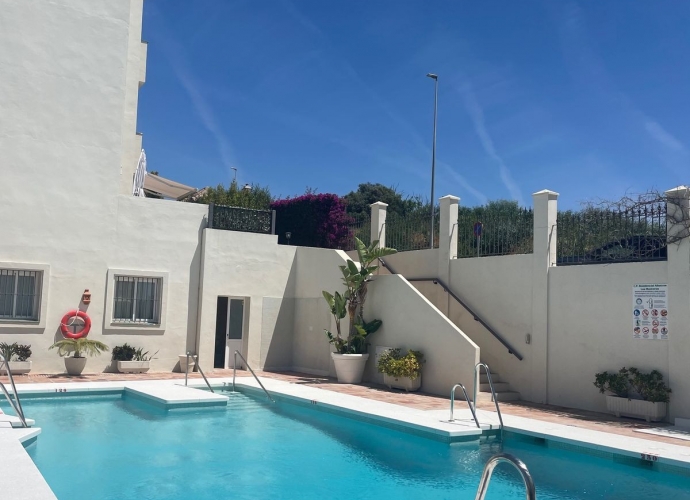 Apartment Ground Floor in Río Real - 2