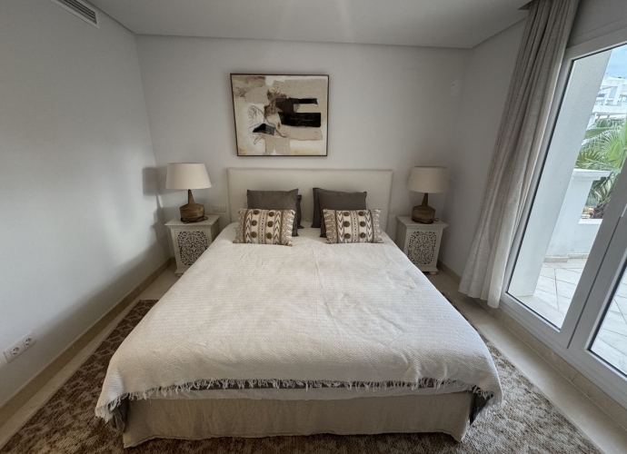 Apartamento Planta Baja en Aloha - 10