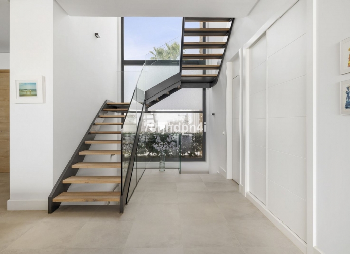 Villa Detached in Marbella - 8