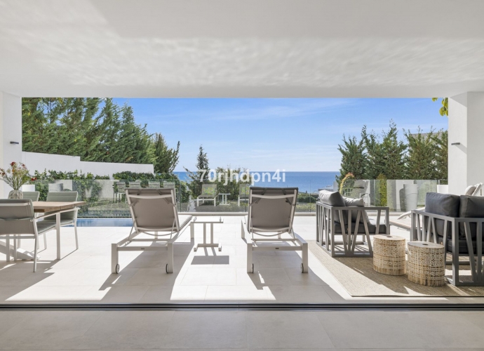 Villa Detached in Marbella - 9
