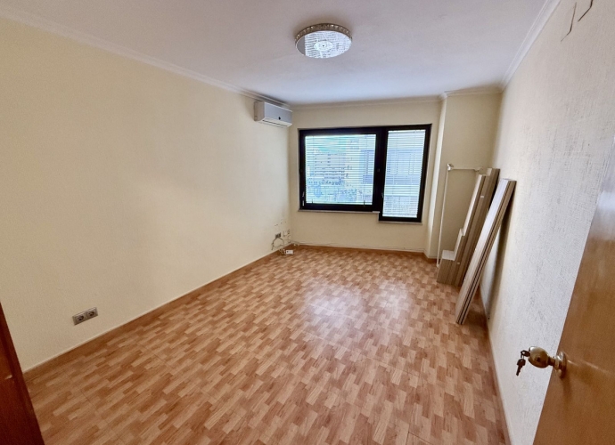 Commercial Office in Marbella - 2