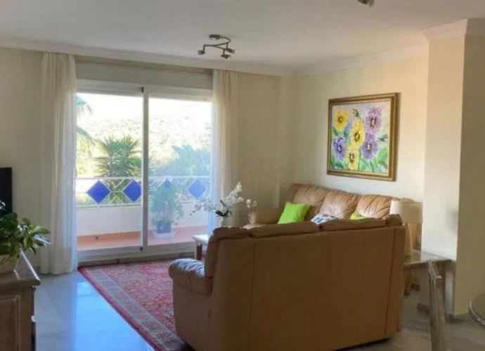Apartment Middle Floor in Marbella - 2