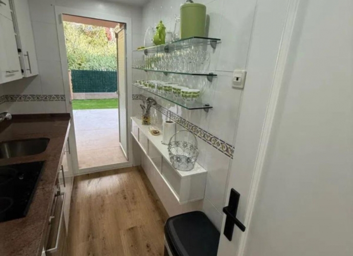 Apartamento Planta Baja en Las Chapas - 7