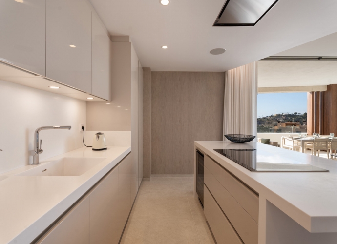 Appartement milieu d’Etage situé à Benahavís - 9