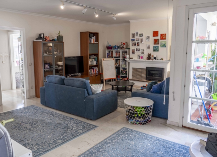 Apartment Middle Floor in Estepona - 5