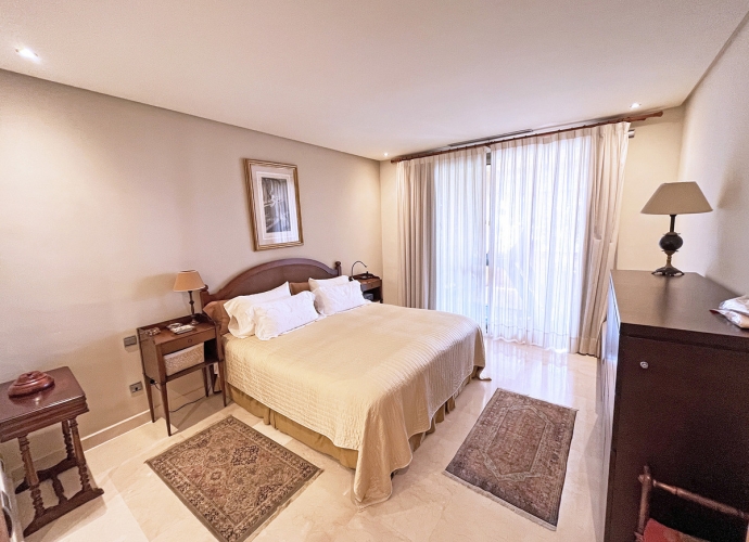 Apartamento Planta Media en The Golden Mile - 10