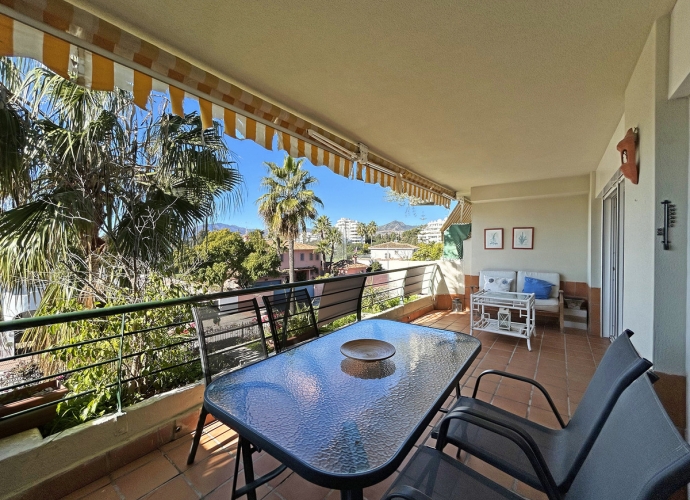 Apartamento Planta Media en San Pedro de Alcántara - 2