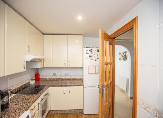 Apartamento Planta Media en Guadalmina Alta - 10