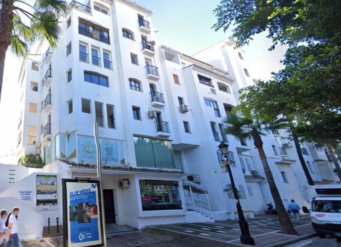 Apartamento Planta Media en Puerto Banús - 1