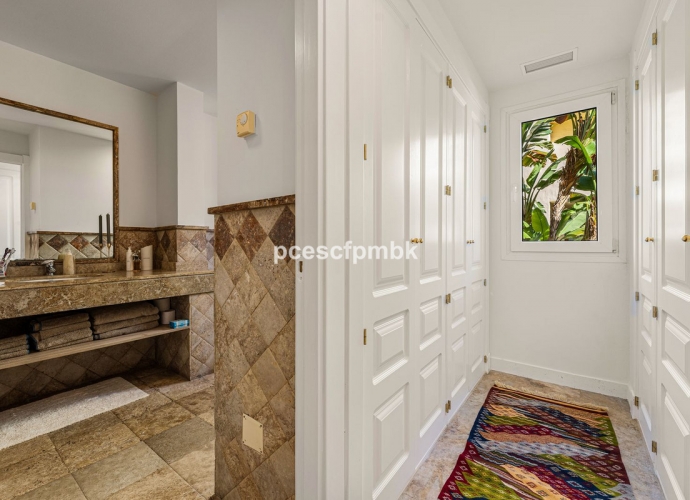 Apartamento Planta Media en The Golden Mile - 7