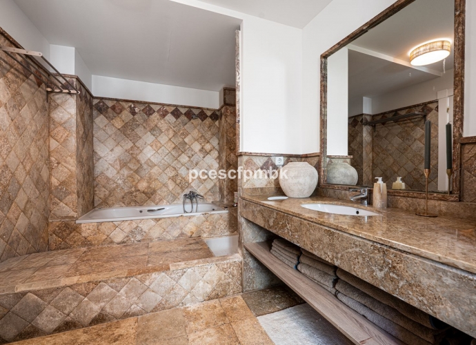 Apartamento Planta Media en The Golden Mile - 9