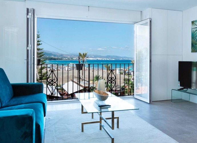 Apartamento Planta Media en The Golden Mile - 1