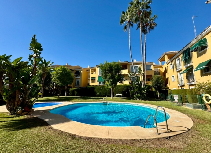 Apartamento Planta Baja en Guadalmina Baja - 1
