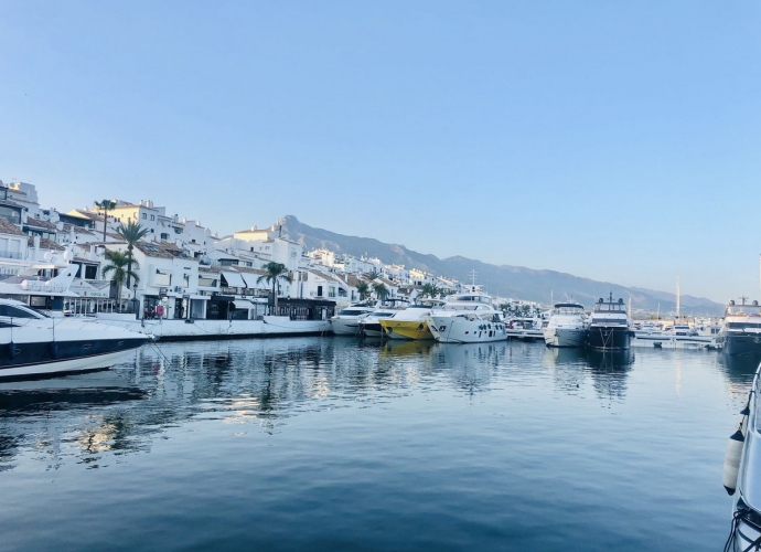 Apartamento Planta Media en The Golden Mile - 2