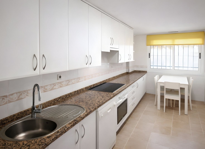 Apartment Middle Floor in Guadalmina Alta - 7