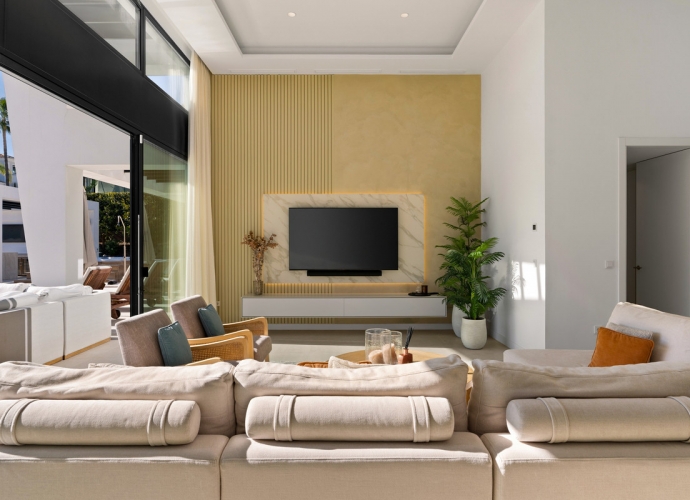 Villa Detached in Nueva Andalucía - 7