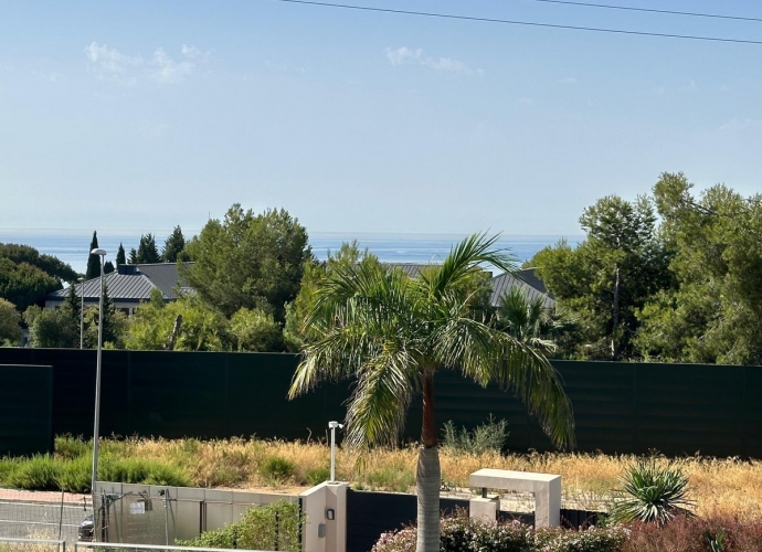 Plot Land en The Golden Mile - 4