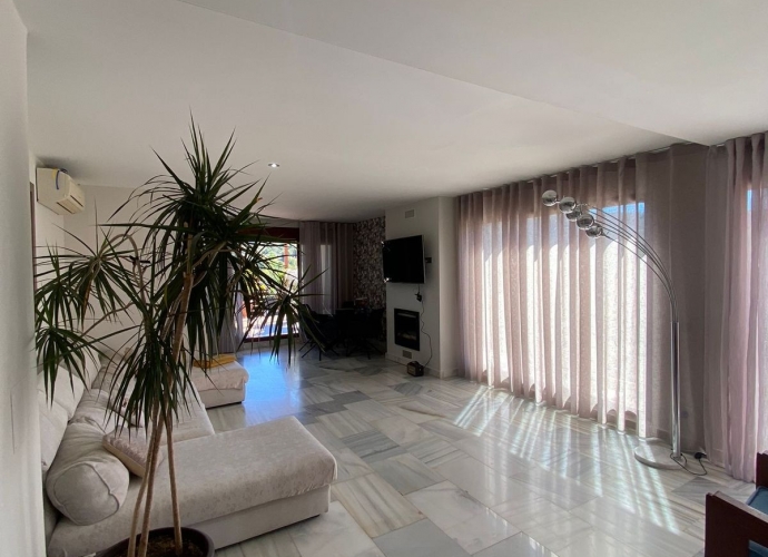 Villa Detached in Benahavís - 4
