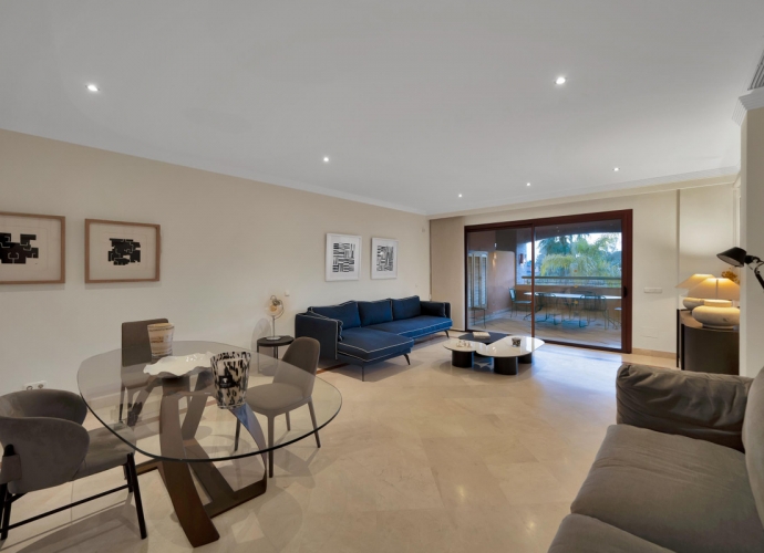 Appartement milieu d’Etage situé à Bahía de Marbella - 4