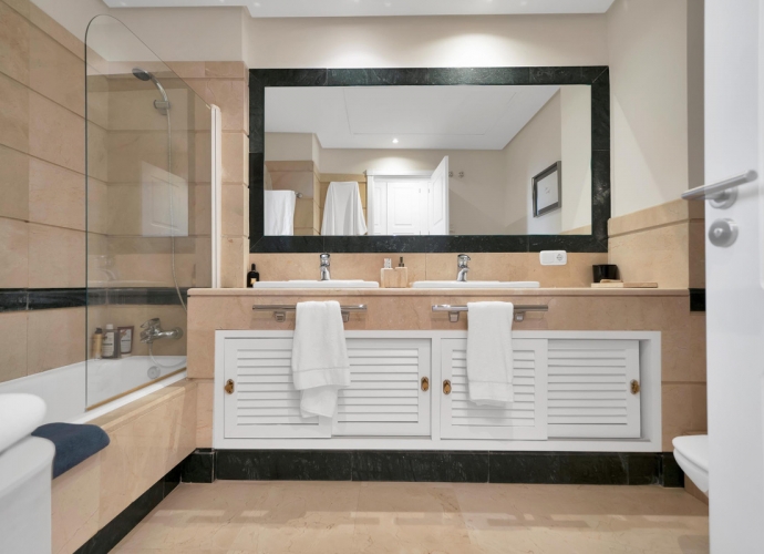 Appartement milieu d’Etage situé à Bahía de Marbella - 6