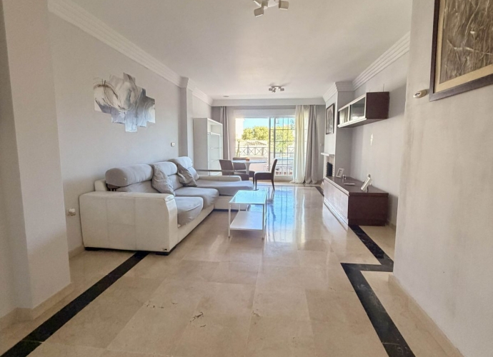 Appartement milieu d’Etage situé à Río Real - 4