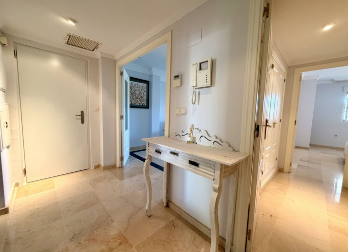 Appartement milieu d’Etage situé à Río Real - 5