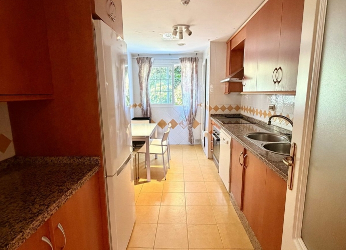 Appartement milieu d’Etage situé à Río Real - 7