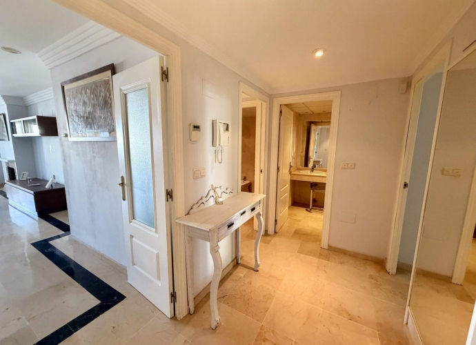 Appartement milieu d’Etage situé à Río Real - 9