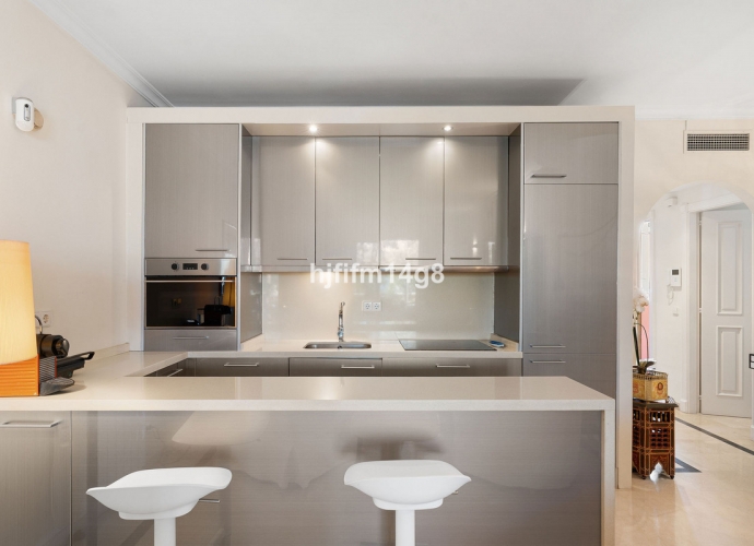 Apartment Penthouse in Nueva Andalucía - 8