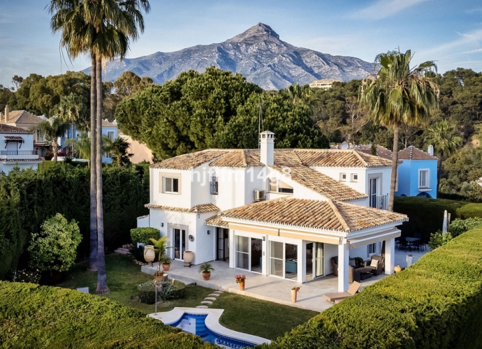 Villa Independiente en Nueva Andalucía - 3