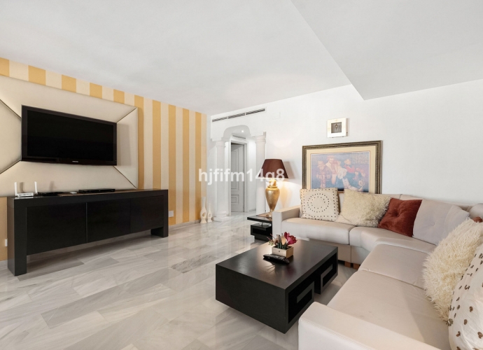 Apartamento Planta Media en Puerto Banús - 4