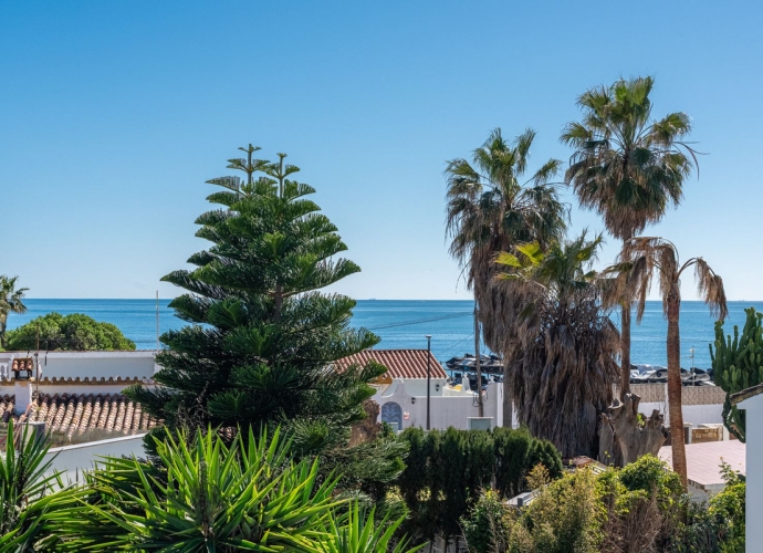 Villa Independiente en San Pedro de Alcántara - 2
