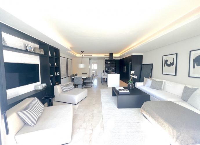 Apartment Ground Floor in The Golden Mile - 2