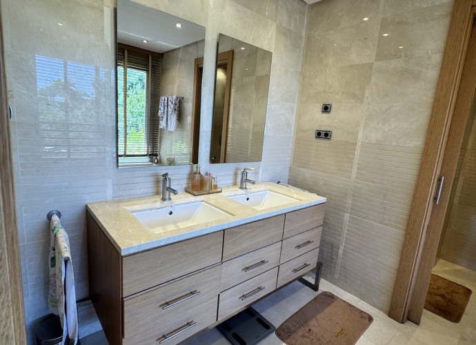 Apartment Middle Floor in Sierra Blanca - 9
