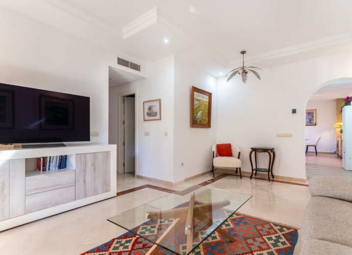 Apartamento Planta Media en Elviria - 3