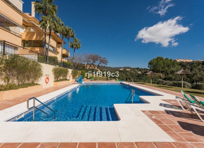 Apartamento Planta Media en Elviria - 1
