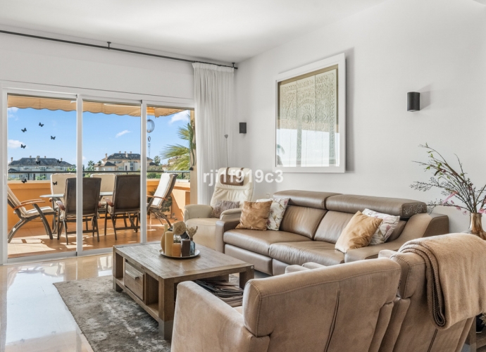 Apartamento Planta Media en Elviria - 4