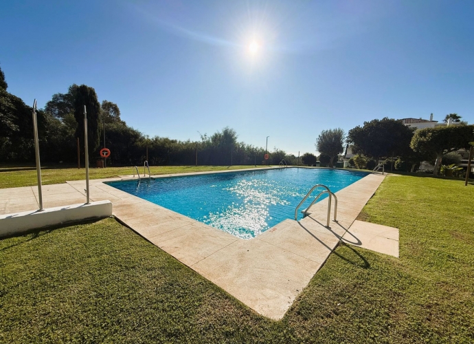 Appartement milieu d’Etage situé à Río Real - 1